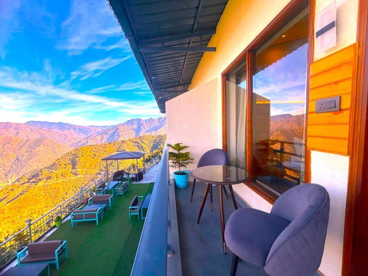 Living On The Edge A Luxury Stay Массури Экстерьер фото